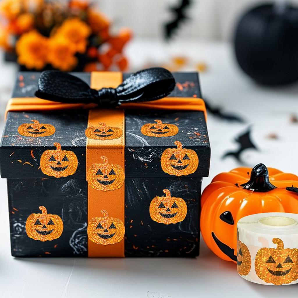Halloween Pumpkin Stickers Roll Pumpkin Shape Decals Orange Sparkly Self-Adhesive Stickers For Halloween Party Envelope Scrapbook Decor, 500Pcs