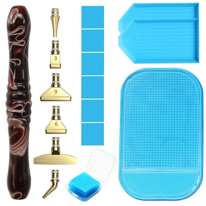 Harz Diamantmalerei Stift Set mit 6 austauschbaren Metallspitzen 6 Wachsblöcken 2 Sortierschalen und Bohrmatte für 5D Diamantmalerei Bastelbedarf