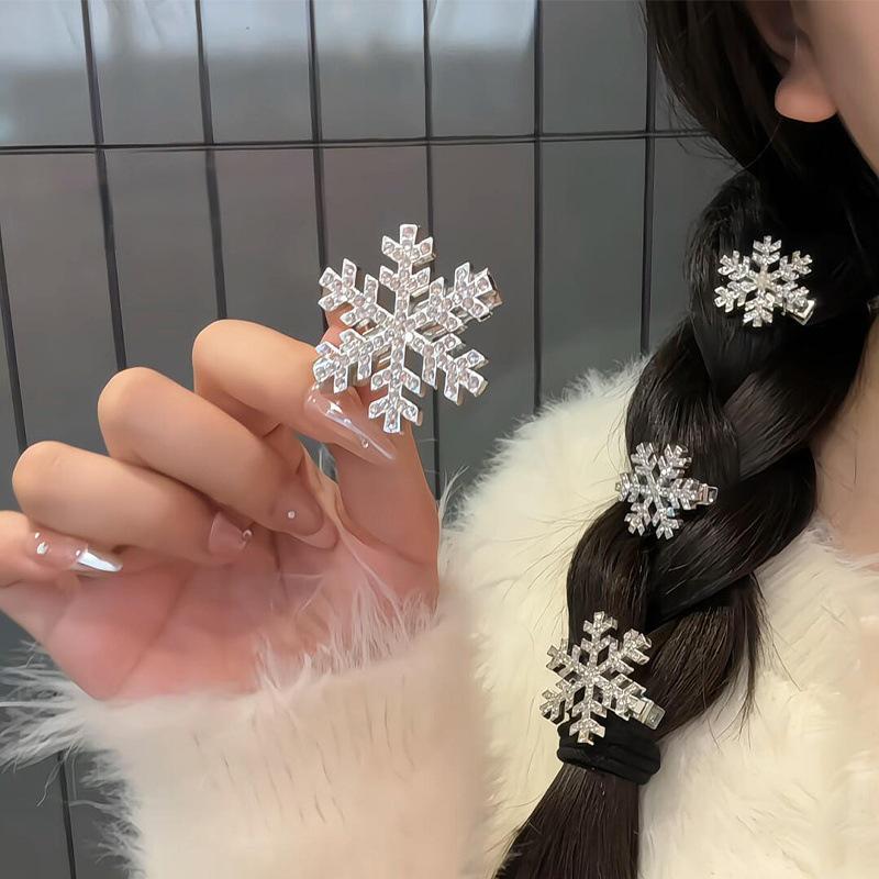 Cool-toned Snowflake Hair Clip - New 2025 Autumn/Winter Side Hairpin for Girls, Perfect for Christmas