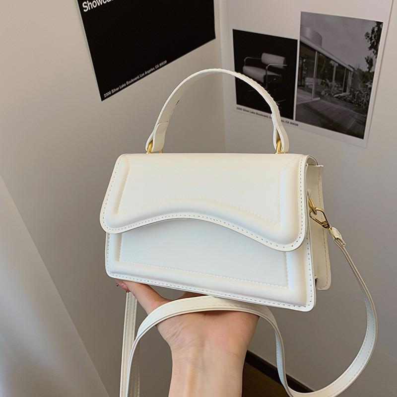 Chic Minimalist Solid Color Handbag Perfect For Early Spring Trendy Style