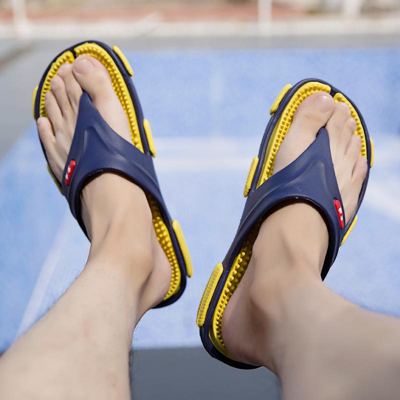 Модные пляжные шлепанцы — фото 3