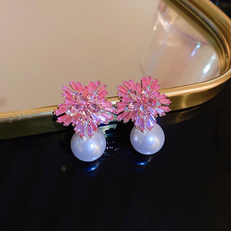 Diamond-Studded Silver Flower Pearl Earrings: Luxury Fashion Jewelry for Women