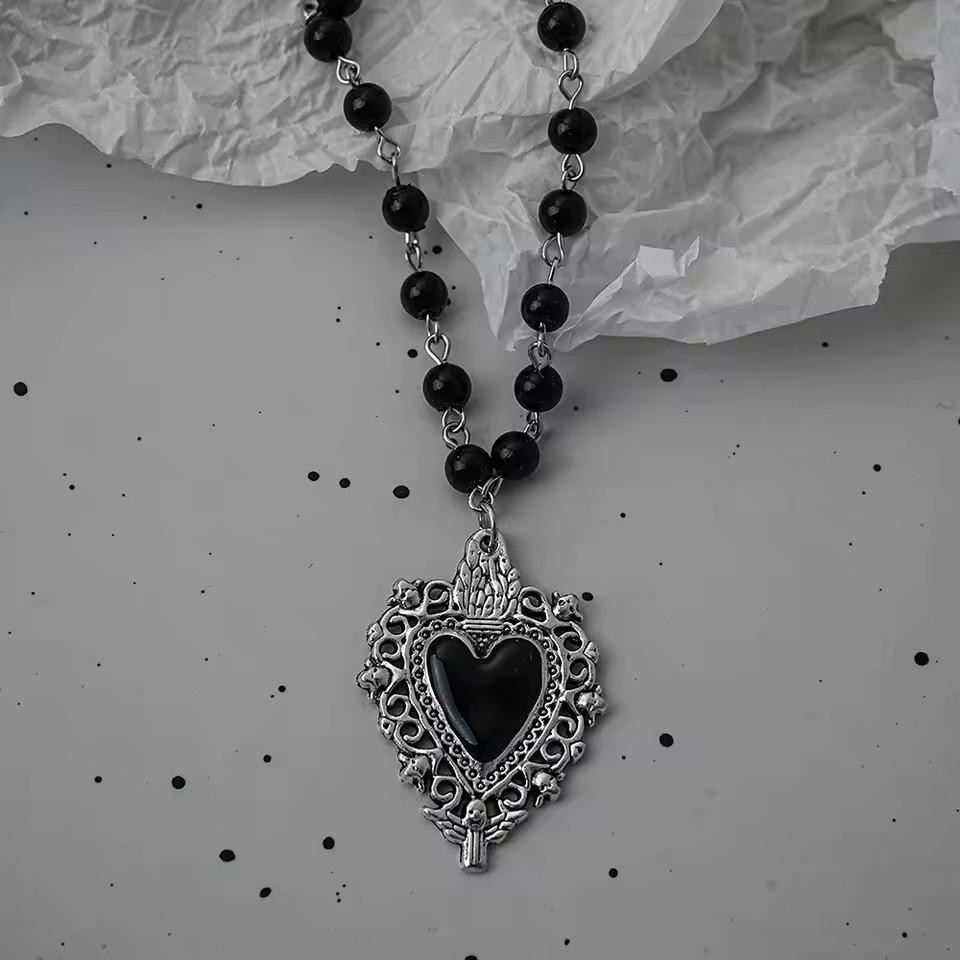 Gotische Vleermuis Kruis Donker Hanger Ketting Set, Y2K Gepersonaliseerde Doorn Liefde Zwarte Kraal Gestapelde Ketting Set, Geschikt als Halloween G