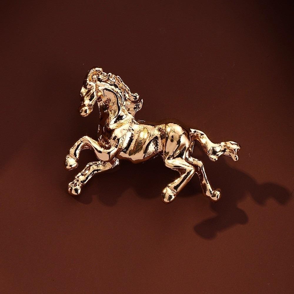 

Luxury Running Horse Brooch Traditional Zodiac Animal Badge New Brooch Pins Jewelry Accessories 3