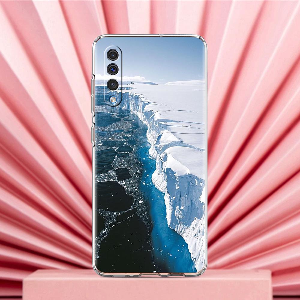 Phone Case For Samsung A56 A36 A26 A24 A16 A14 A12 A32 A50 A70 A22 A40 A34 A54 A42 A52 5G A04s A06 Cover Antarctica Snow Scenery