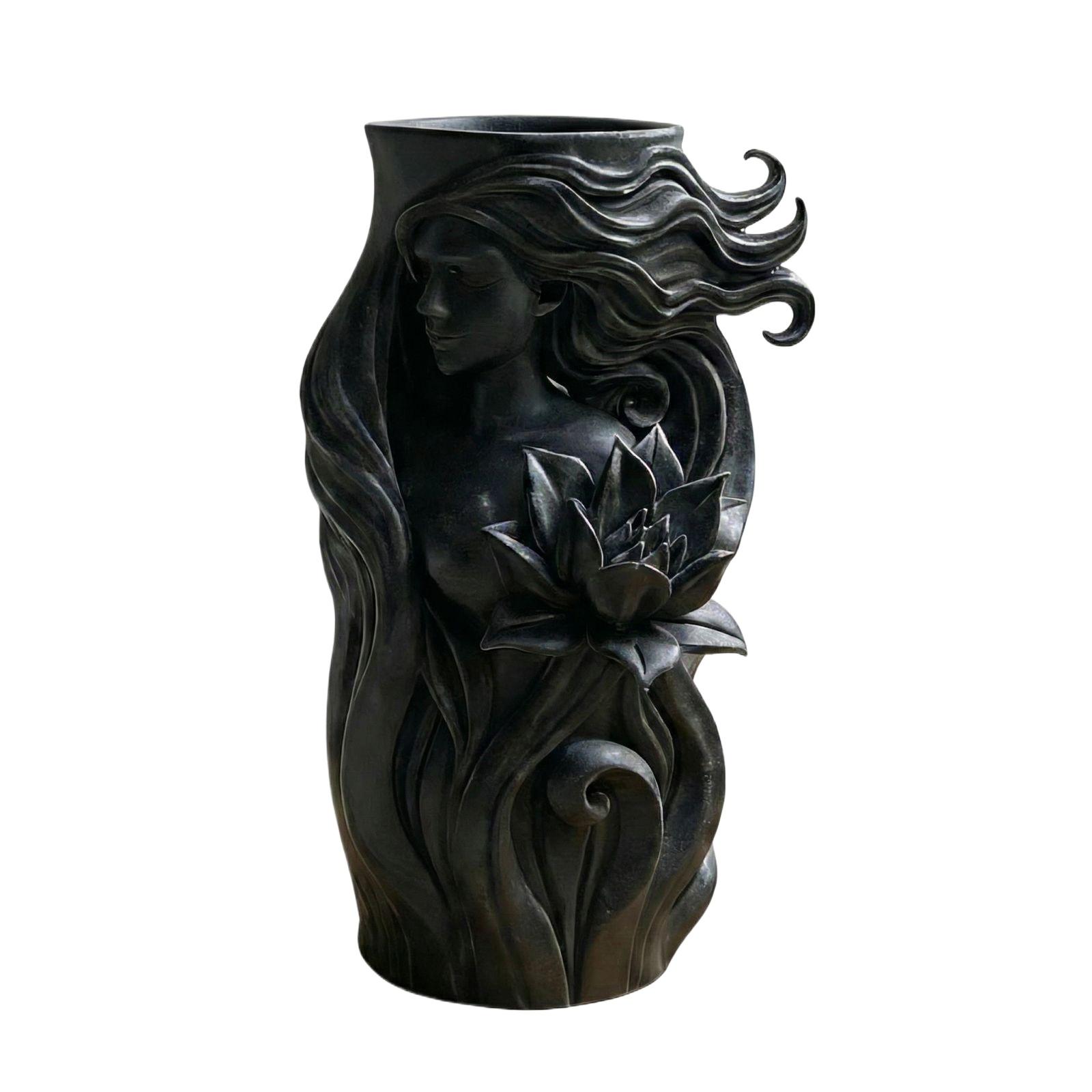 

Художественные вазы, напечатанные на 3D-принтере, — отличный выбор для подарков и цветочных композиций. One Size чёрный