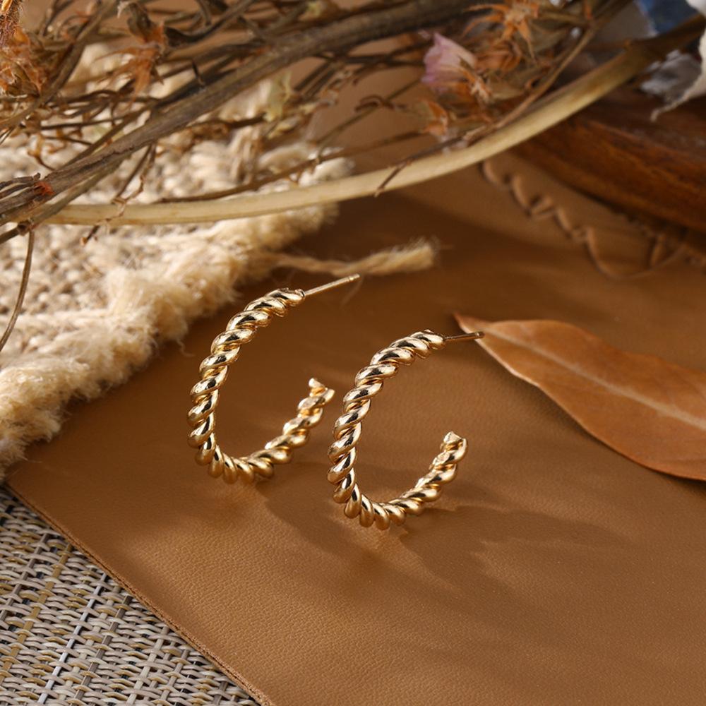Earrings, Fashion Trend Plain Ring Gold Twist Twist C-Earrings Earrings Earrings Earrings Women'S