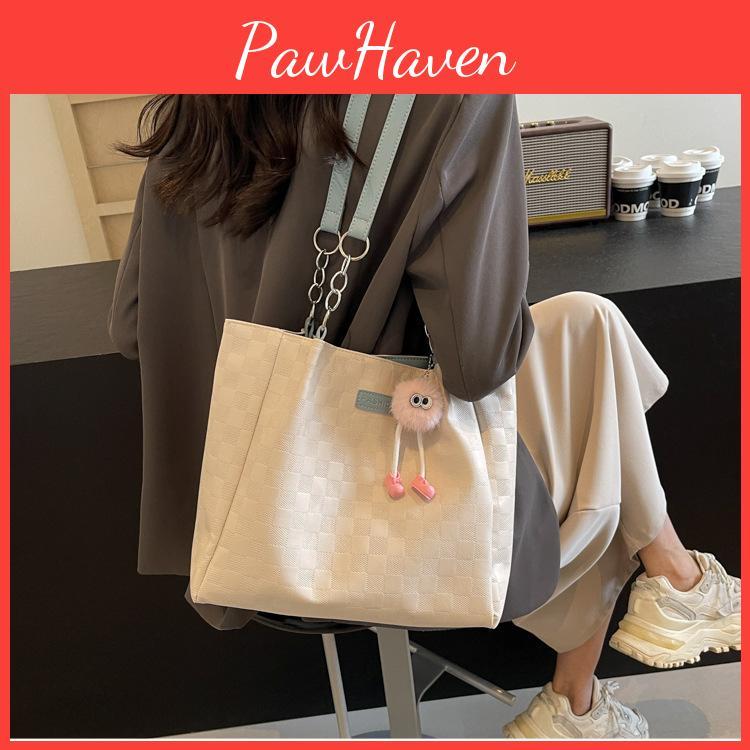 Fashionable 2024 Tote Bag For Women Street Style Medium-sized With Inner Pockets