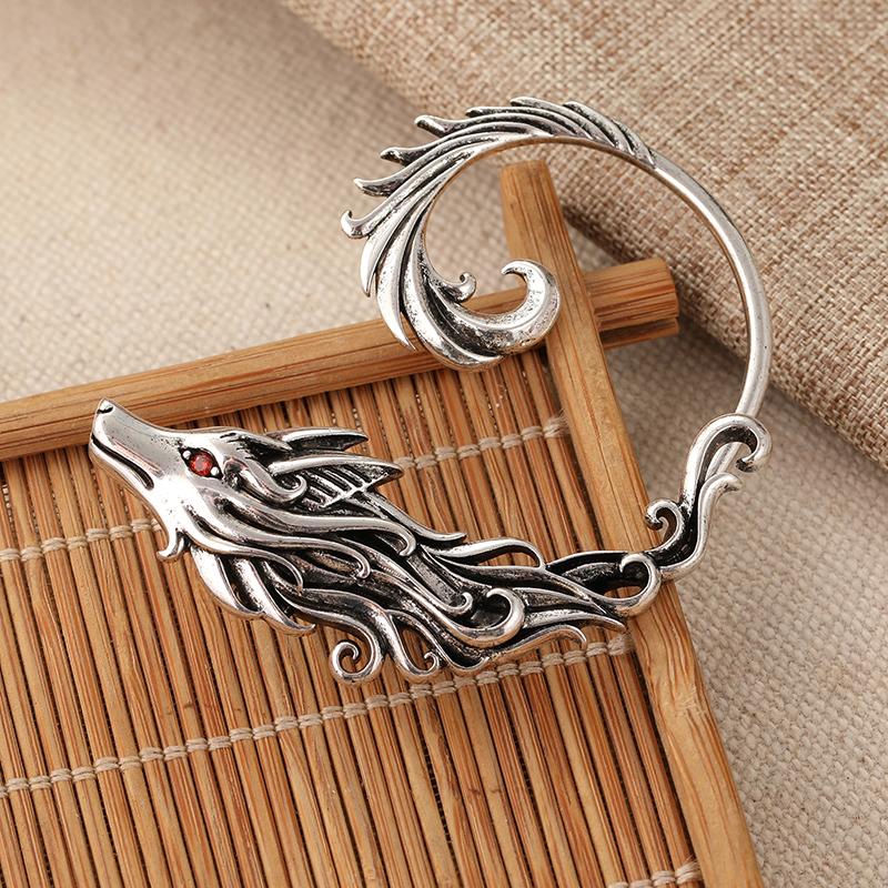 Vintage Ethnic Silver Color Metal Carving Wolf Clip Earrings for Women Hip Hop Jewelry