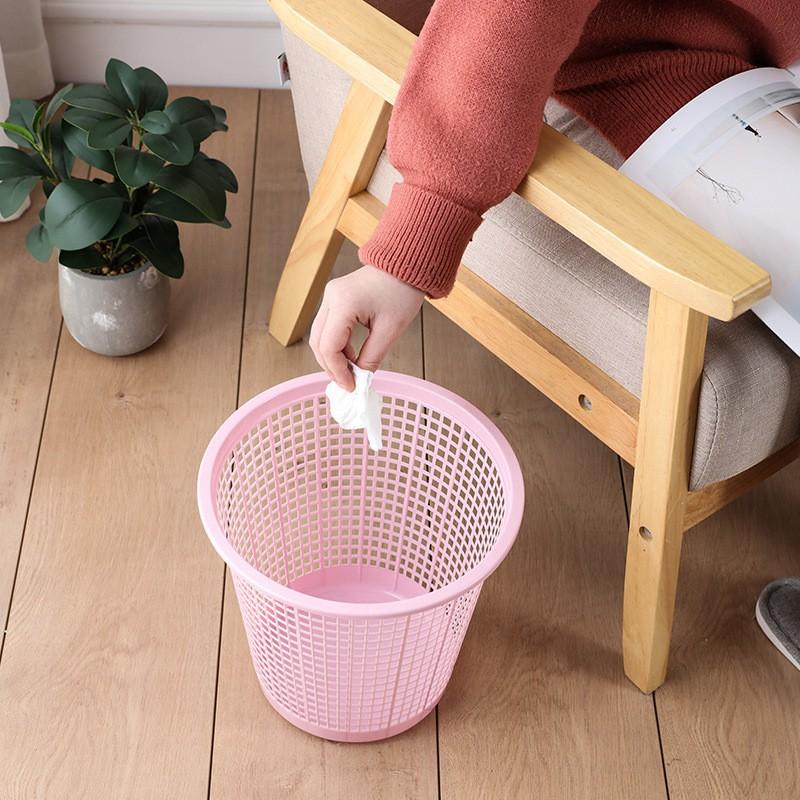 Minimalist Perforated Plastic Trash Bin Kitchen Bathroom Desktop Use Small 4L Open Top Waste Basket