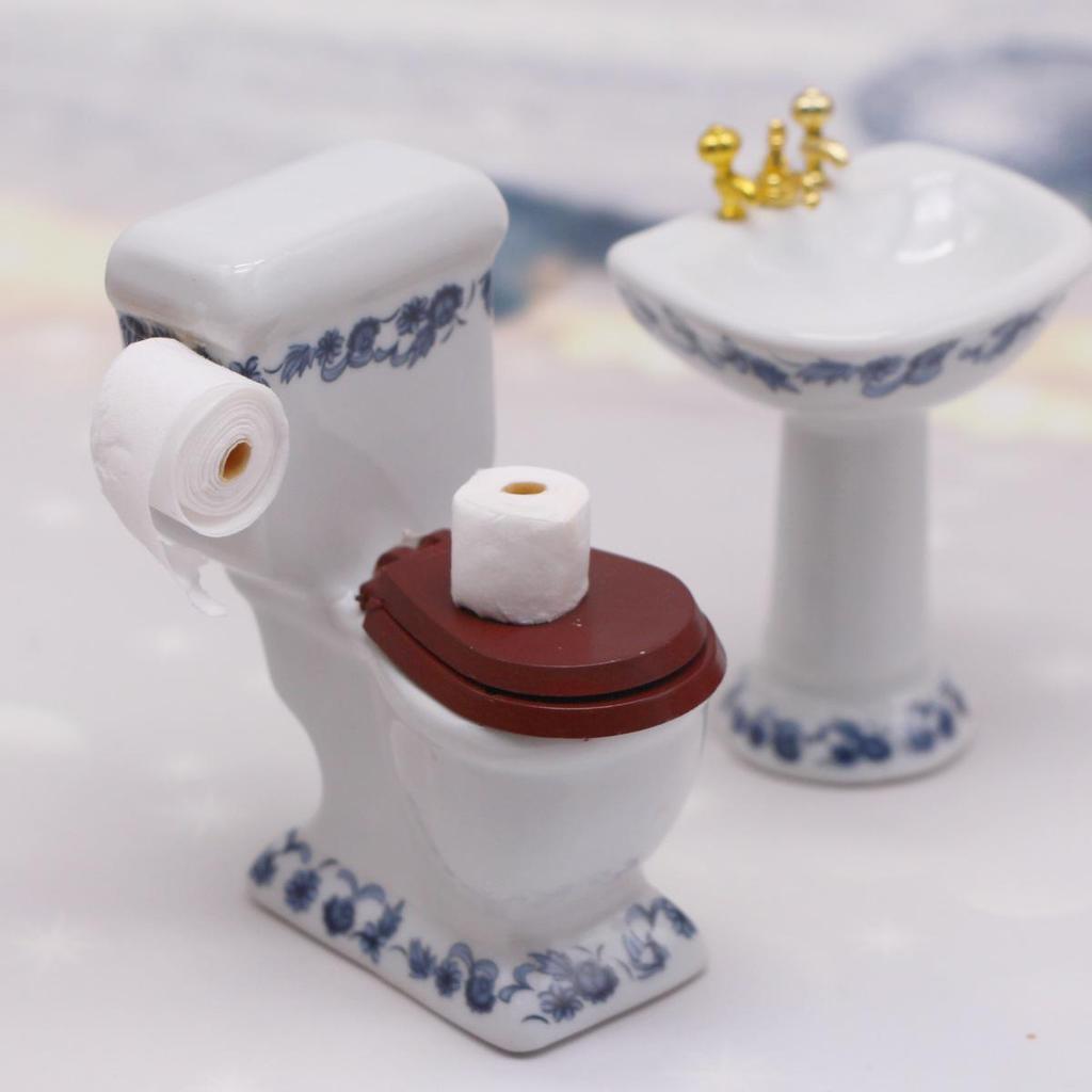 Mini Dollhouse Paper Towel Roll Prop for Play Scenes