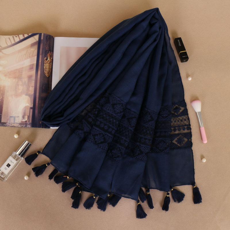 Premium Quality Cotton Hijab Scarf Women Hollow Out Lace Edge Tassels Long Shawl Muslim Soft Plain Headband Hijab Turban