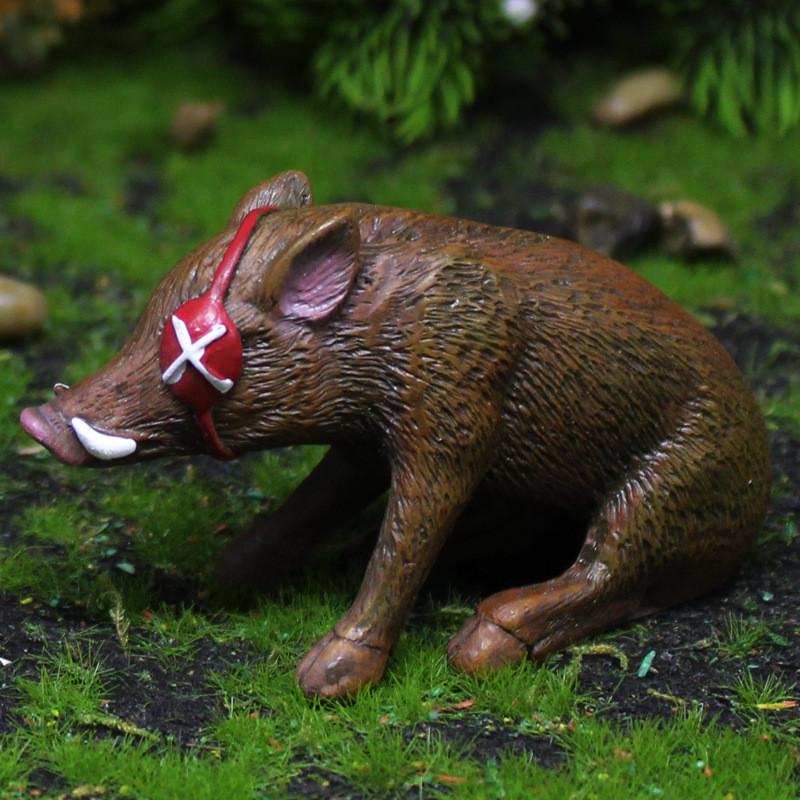Resin Landscape Micro Gift Pirate Boar For Festive Event Animal Decorations