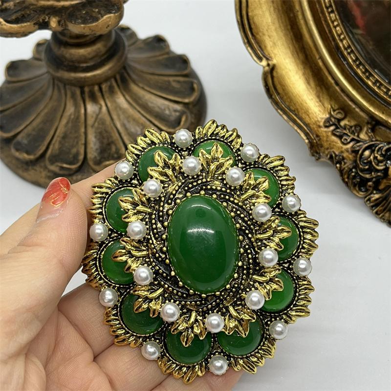 SKEDS Vintage Women Men Fashion Crystal Cross Baroque Style Badges Brooch Retro Unisex Rhinestone Luxury Pin Corsages Jewelry