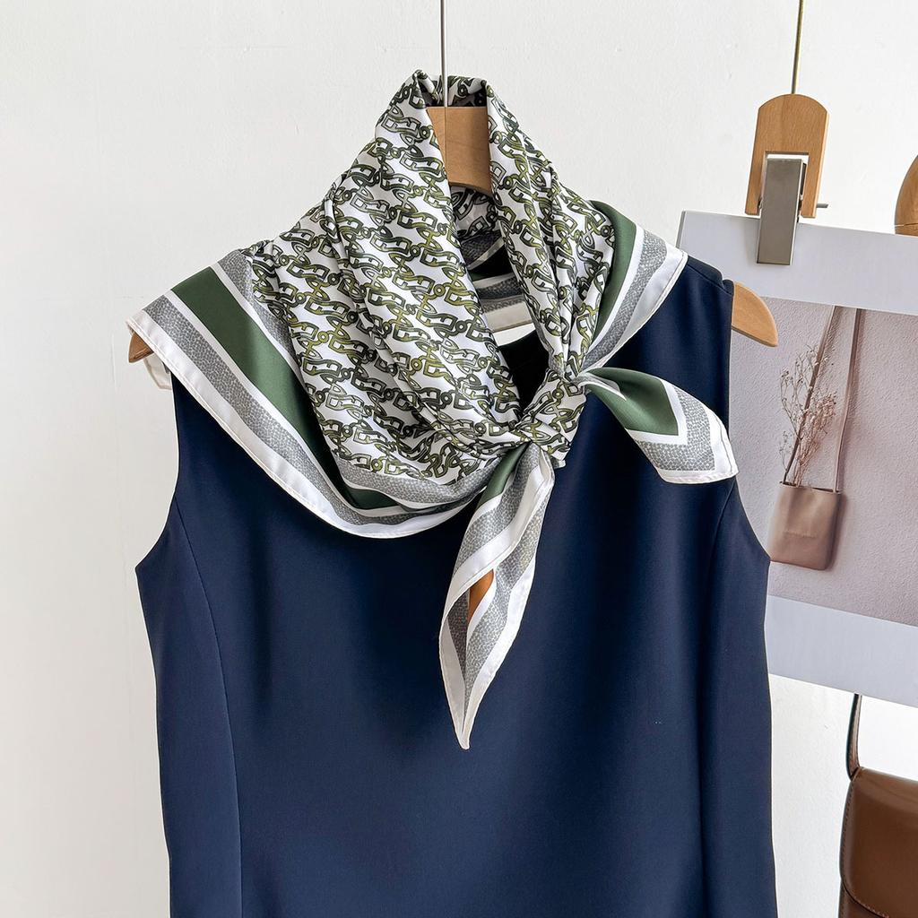 1 Stück Luxus Imitat Seide Quadratisches Tuch Damen Doppelseitiger Druck Halstuch Bandanas Foulard Damen Haarband Schals Wickeltücher