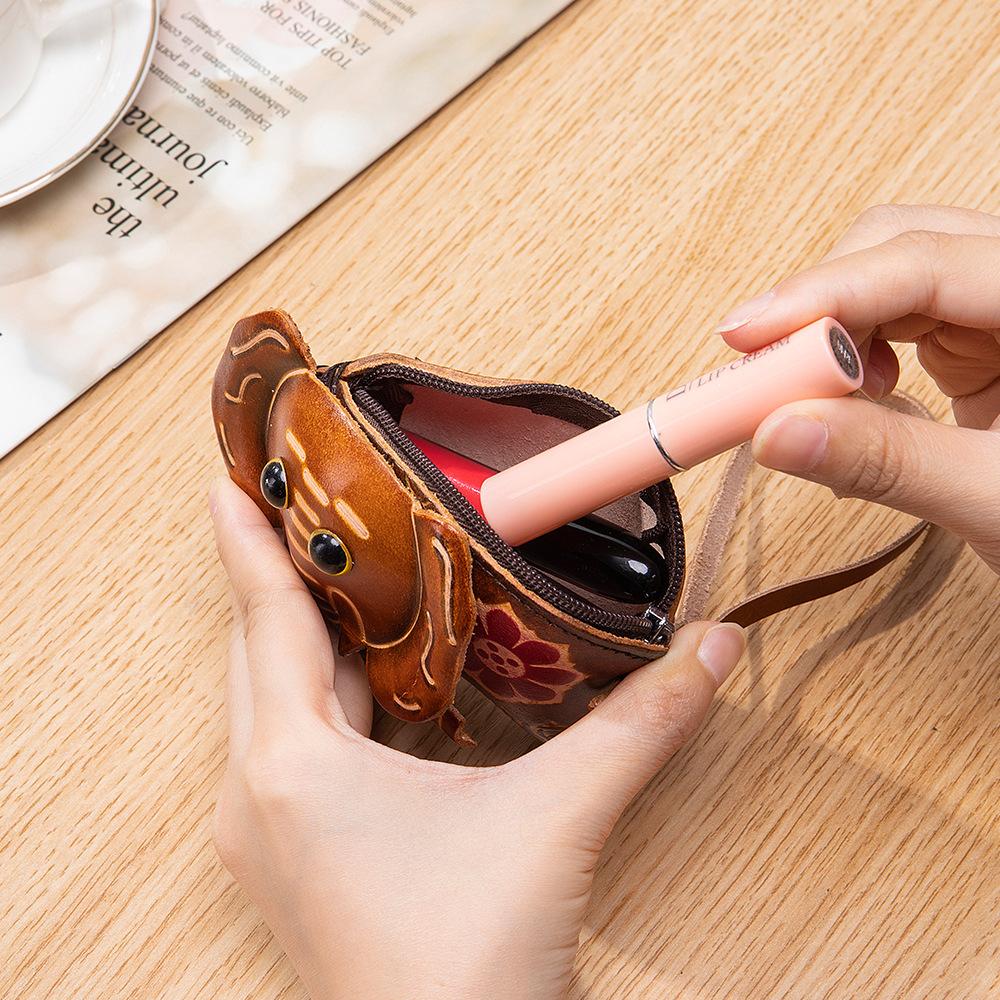 Cowhide Creative Handmade Change Bag, Wrist Bag, Key Bag, Coin Bag, Zodiac Animal Storage Bag