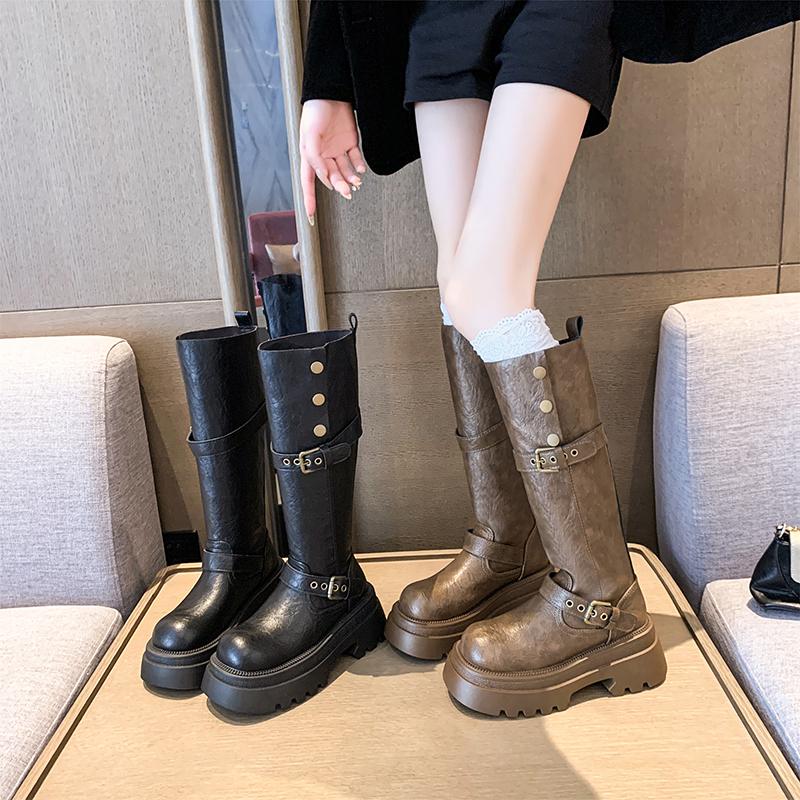 New Style Fashionable Autumn Winter Woman Short Boots Soft Bottom Anti-slippery Versatile Catwalk Women's Boots  Mujer
