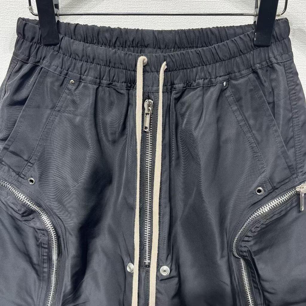 Dark Series RO Men's Cargo Shorts: Multi-Zipper, Big Pocket Design, Regular Fit, Mid-Length for Summer.
