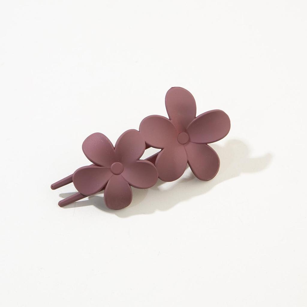 Korean Style Large Duckbill Hair Clip – Fashionable Flower Accessory for Women, Versatile Spring Updo.