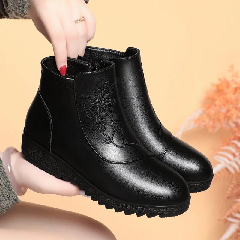 3.5 Fashion Med Heels Wedges Shoes Women Snow Boots Winter 2025 Floral Print Soft Leather Warm Fur Ankle Boots for Office Mom