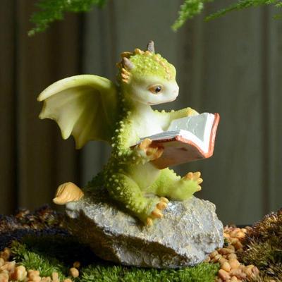 Adorable Cartoon Dragon Resin Ornament - Dinosaur Figure Gift for Friends & Teachers