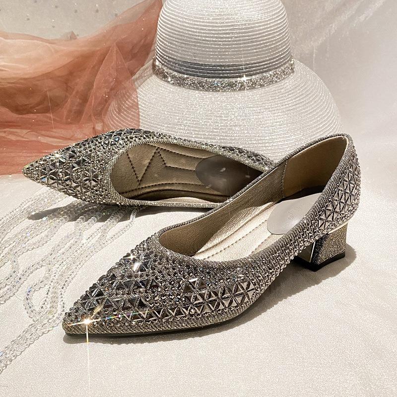 Spring Summer Women's Pointed Flats Shallow Diamond Soft Sole Butterfly Shoes Women Casual Boat Shoes Large Size