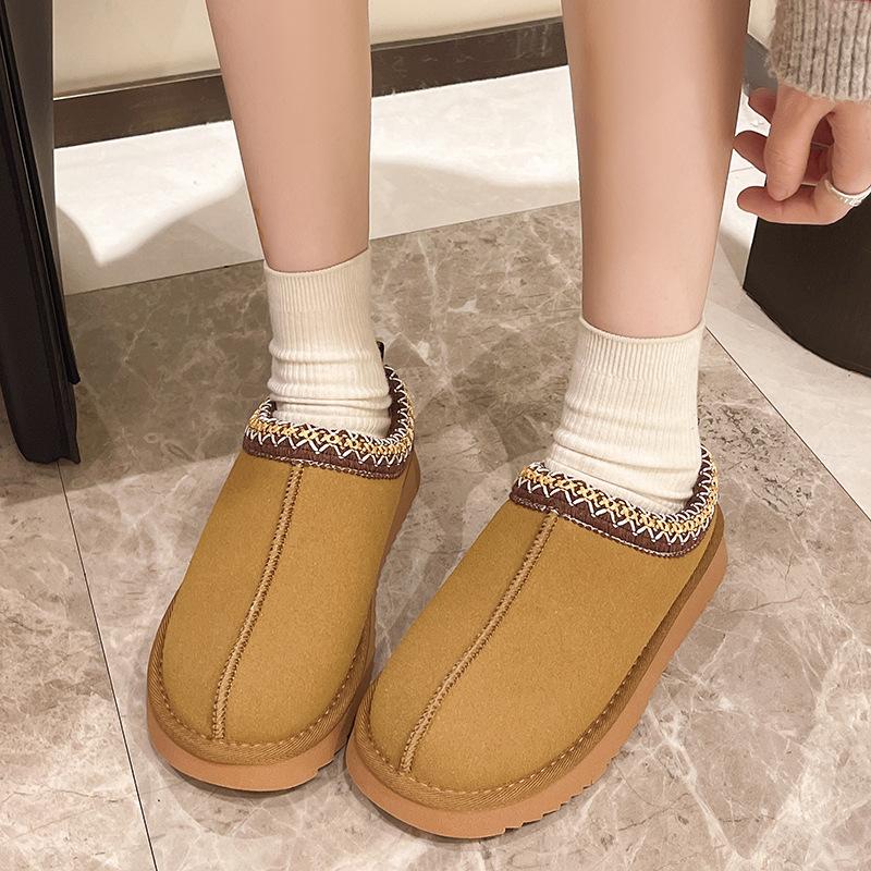 Flat-bottomed ethnic wind snow boots for women's autumn and winter new velvet thickened outer wear casual cotton slippers