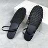 Fashion Novelty Mesh Flat Sandals Women Designer Weaving Hollow Breathable Mules Slippers Summer Light Comfort Slingbacks Slide Sandals