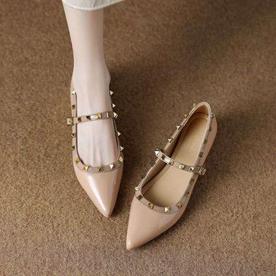 Small Inner Height Increase Single Shoes Women's 2025 Autumn Temperament Rivet Pointed Mary Jane Outside Wearing Shallow Patent Leather Boat Shoes