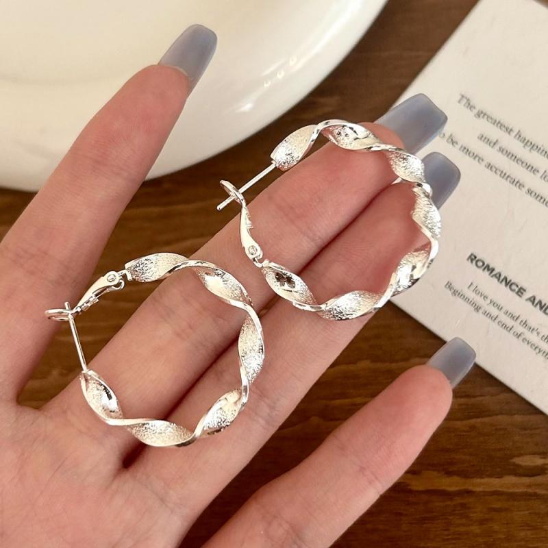 14K Gold-Plated Geometric Round Twisted Hoop Earrings for Women Fashion Simple 925 Silver Needle Hypoallergenic Earring Jewelry