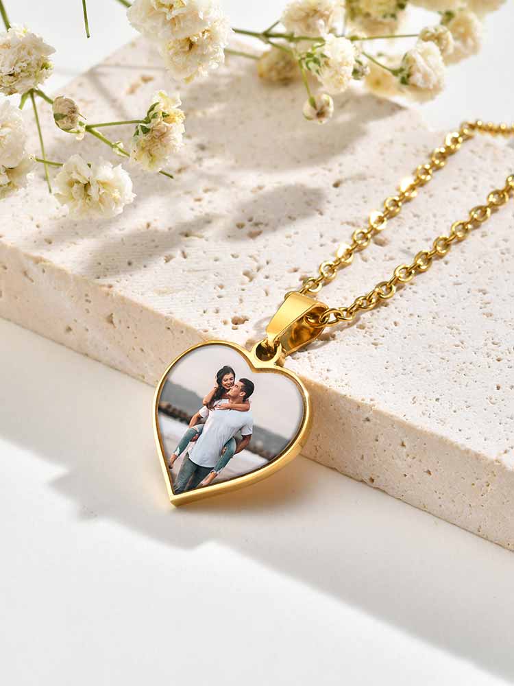 

Custom Photo Picture Necklace for Women Couple Stainless Steel Personalized Memory Heart Pendant Women s Jewelry Weddings Gifts