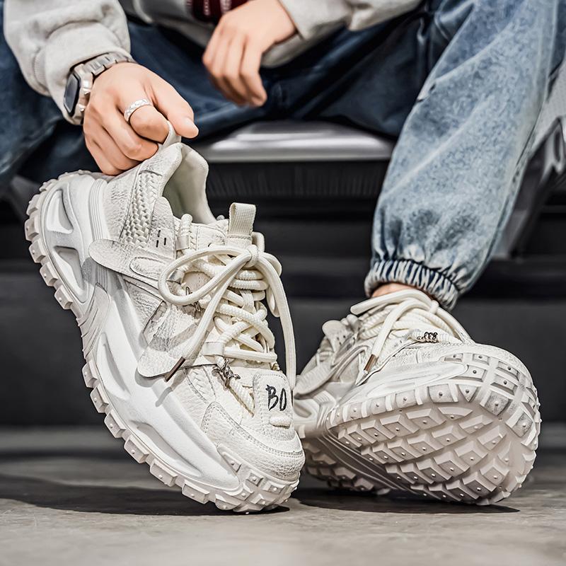 New Men's Fashion Casual Low Top Sports Shoes Students Thick Sole Comfortable Sneakers Boys Male Classic Breathable Basketball Shoes