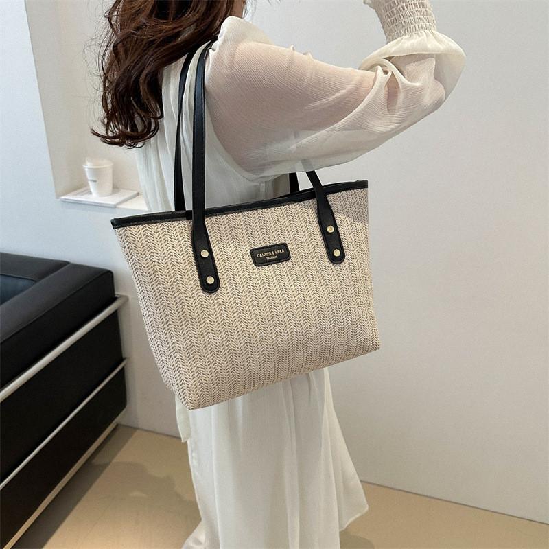 Womens Large Straw Tote Bag With Zipper Inner Pocket For Daily Casual Use
