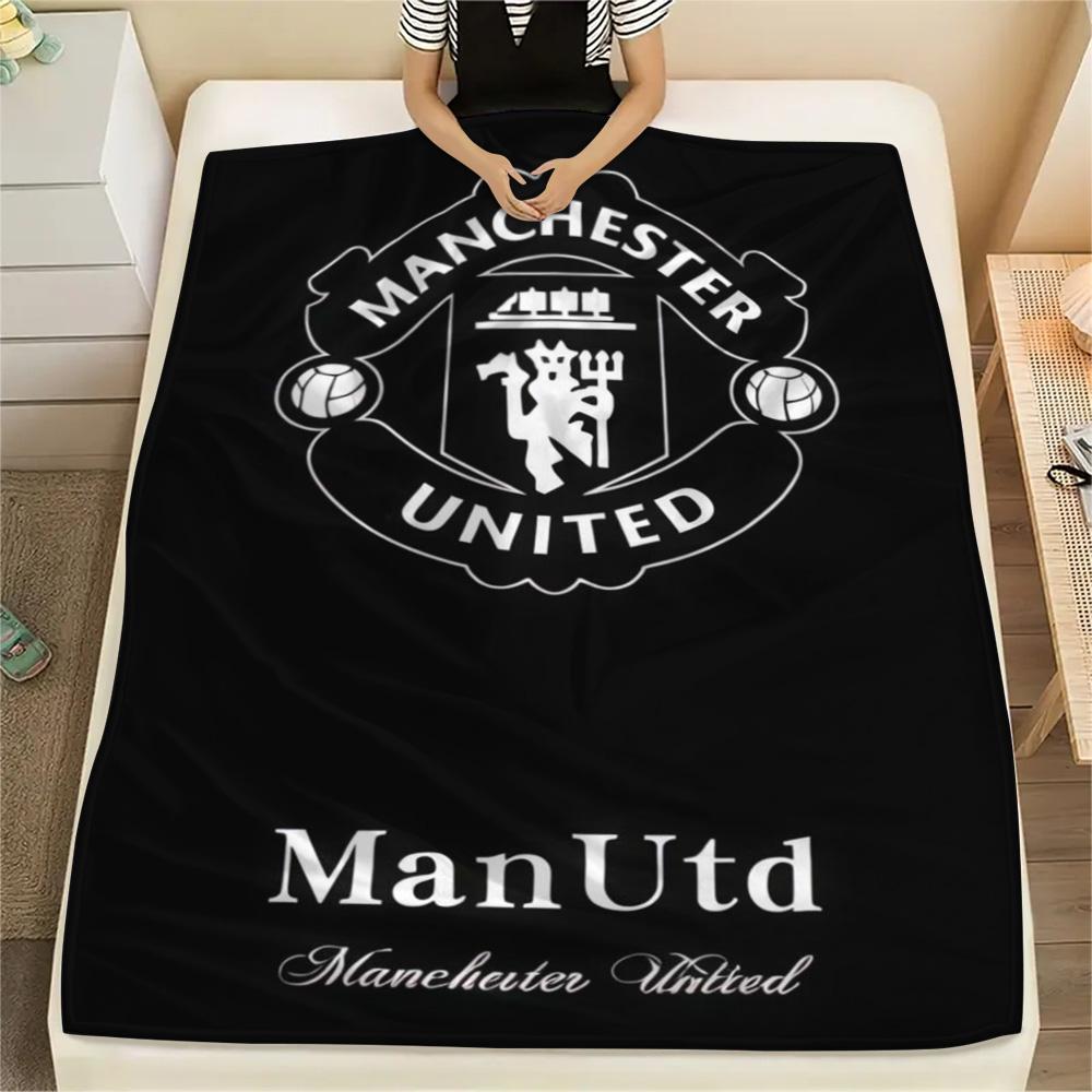 Man Utd Print FlAannel Blanket, High Quality Comfortable for All Seasons, Home Decor, Warmth and Comfort