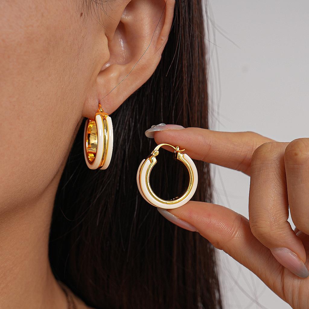 18K real gold electroplated acetic acid plate geometric round ear buckle simple niche earrings