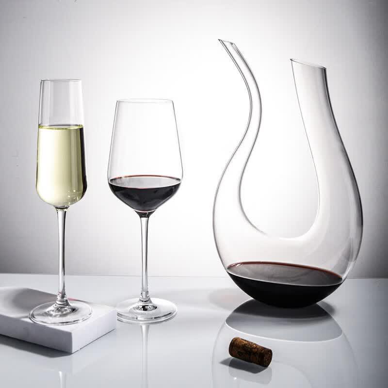 Elegant Crystal Champagne Flute