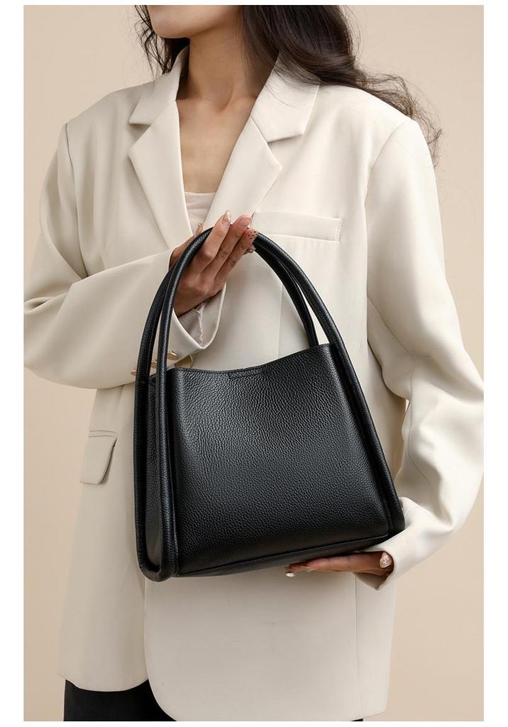Luxury Women's Genuine Leather Tote - Large Capacity, Solid Color, Single Shoulder or Crossbody Bucket Bag