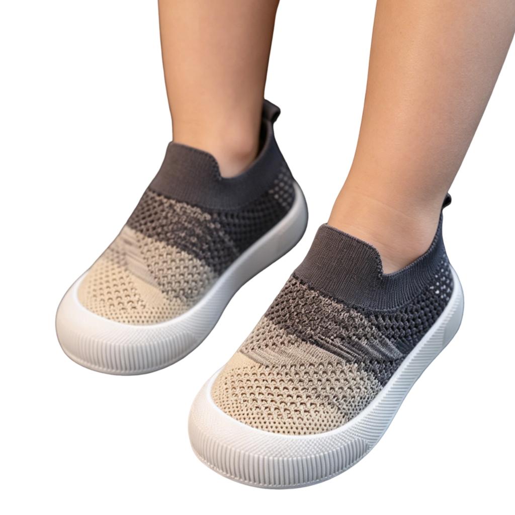 Breathable Flyknit Baby Shoes Slip On Soft Sole Lightweight Toddler Sneakers for Early Walking and Indoor Outdoor Use