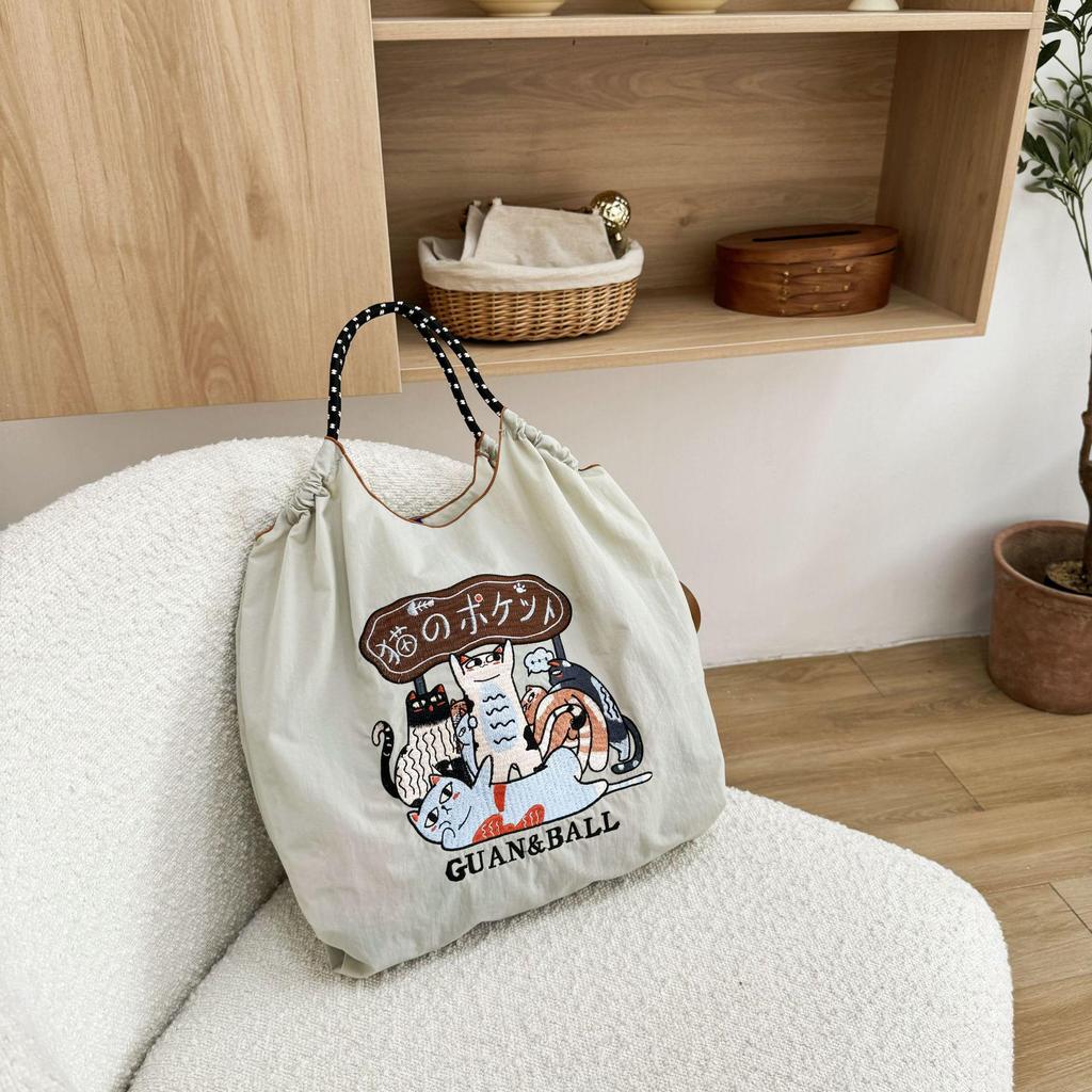 Trendy Large-Capacity Japanese-Style Nylon Embroidery Shoulder Bag for Women