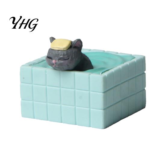 Decorative Cat in Bathtub Cute Bathing Figurine, Mini Kitten Blue Statue, Micro Landscape Charming Office Desk Decor Fairy Garden Ornament,