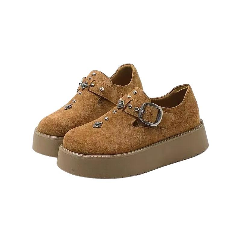 Retro och mångsidiga Birken-skor, en ny bästsäljare för kvinnor, är en höjdökande avslappnad enkel sko