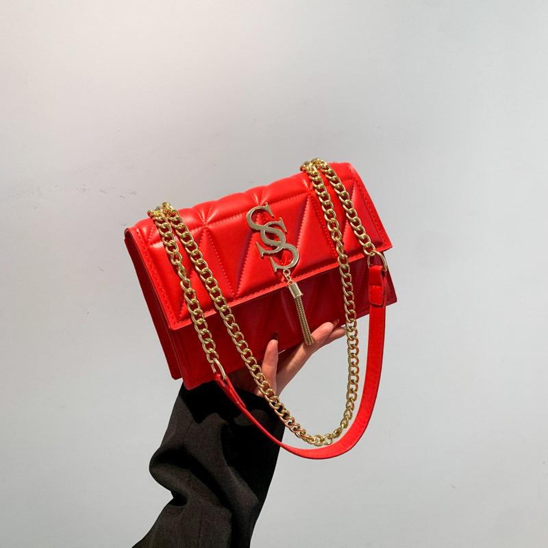 

Модная темпераментная сумка-цепочка женская 2025 весна новая универсальная сумка-мессенджер маленькая квадратная сумка красный