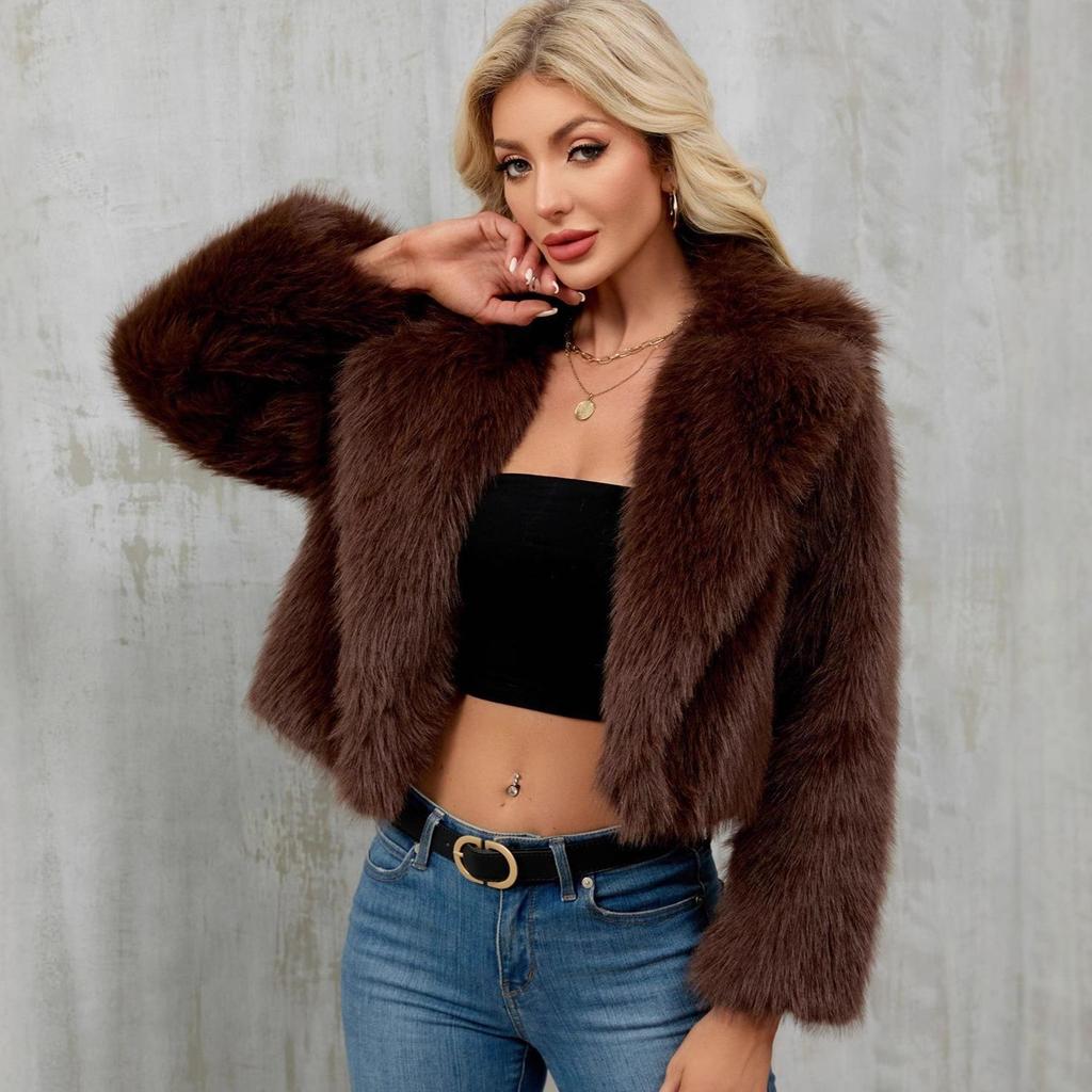 Giacca Corta da Donna Invernale in Ecopelliccia, Cappotto Corto con Scollo a Tacca e Texture Peluche, Capo d'Abbigliamento Casual Chic per Autunno Inverno
