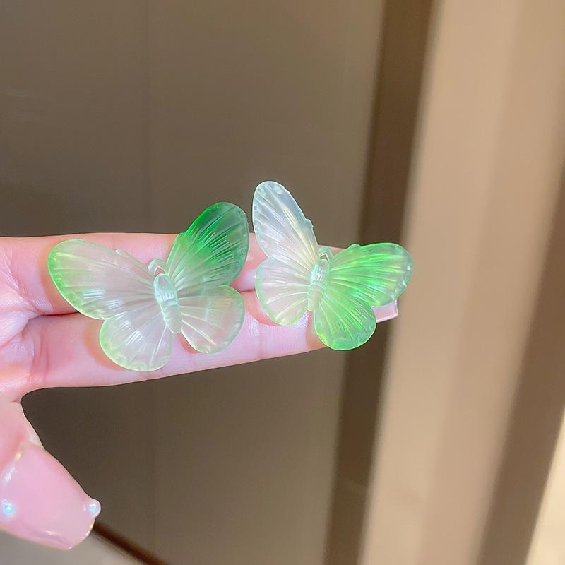 Ankola red oil dripping love earrings new Hong Kong style retro ear buckles autumn and winter earrings autumn and winter