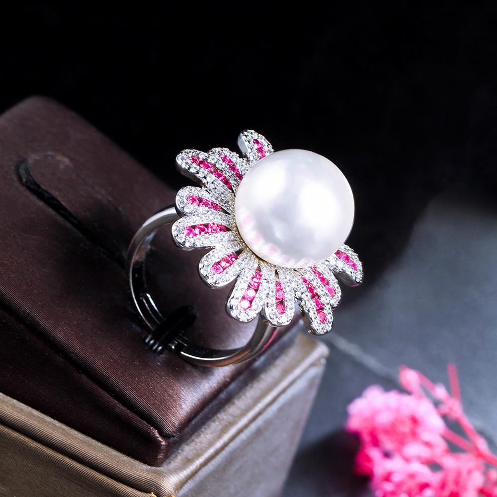CMM Jewelry Resizable Luxury Big Chunky Fuchsia Cubic Zirconia Flower Artificial Pearl Rings for Women Engagement Party Wear Jewellery