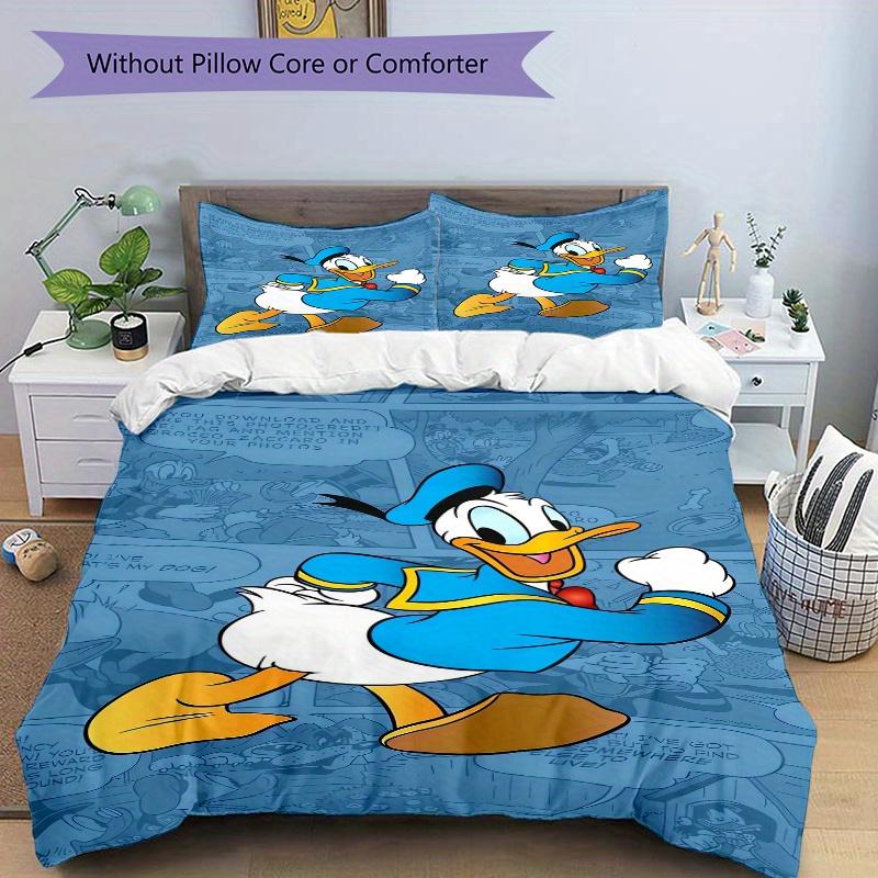 3pcs Disney Donald Duck Printed Quilt Set, Includes 1 Quilt Cover and 2 Pillowcases, Machine Washable, Suitable for All Seasons.W024
