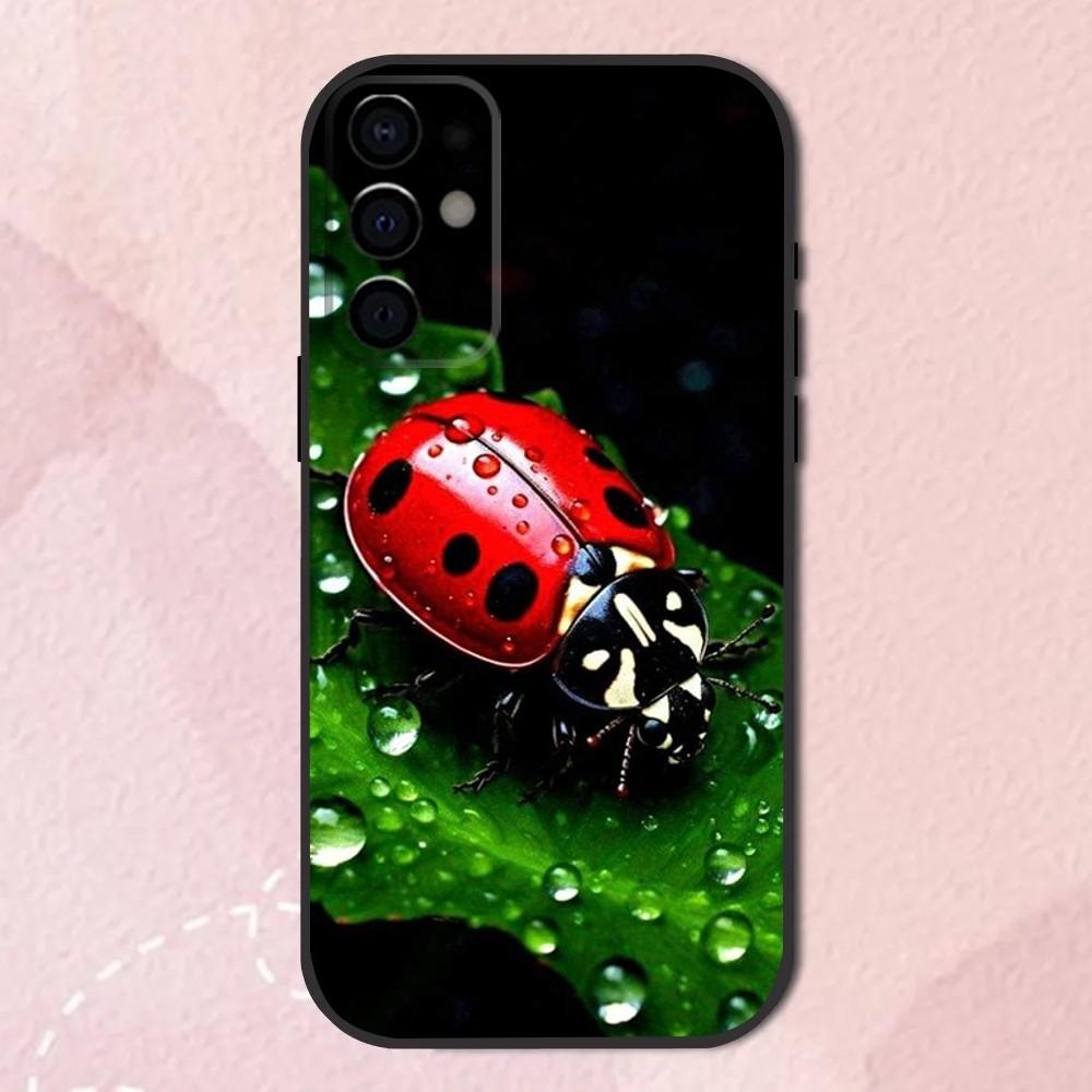 Insect Beautiful Ladybugs Phone Case For Samsung S24,S21,S22,S23,S30,Ultra,S20,Plus,Fe,Lite,Note,10,9,5G Black Soft Cover