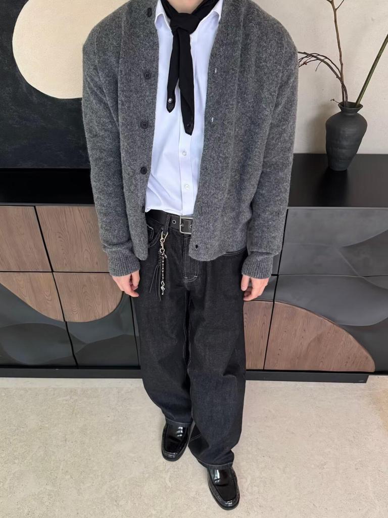 Cleanfit Retro Old Money Style Loose Fit Men's Cardigan - Korean Stand Collar Knitwear for Autumn/Winter