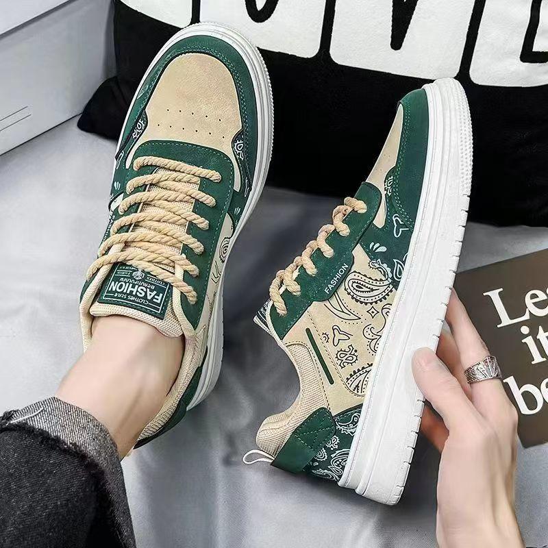 Scarpe da uomo autunno e inverno traspiranti deodoranti tendenza scarpe da ginnastica per adolescenti studenti versatili sportive e per il tempo libero