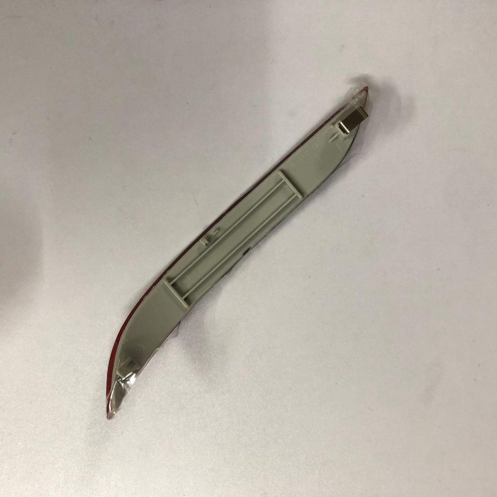 BMW E60/E61 Right Rear Bumper Reflector 63146915040